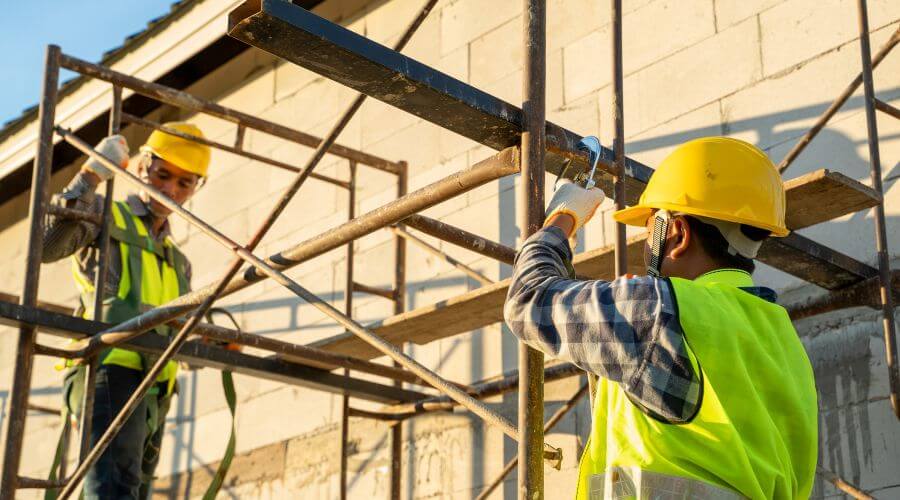 Professional metal roof installation in Hollister, FL